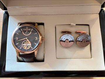 Thomas Earnshaw Flinders Horloge bruin beschikbaar voor biedingen