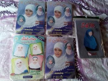 nieuw 4 kinder hoofddoeken hijab en 1 maat S beschikbaar voor biedingen