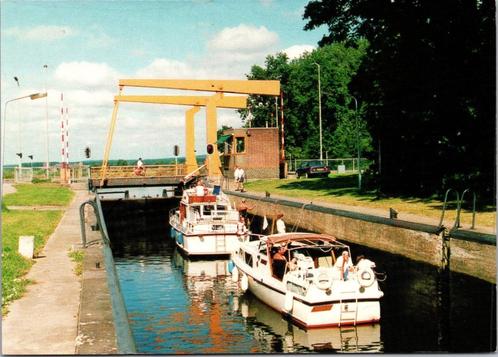 Doesburg - Schutsluis, Verzamelen, Ansichtkaarten | Nederland, Ongelopen, Gelderland, 1960 tot 1980, Verzenden