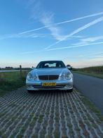 Mercedes-Benz E-Klasse 2.6 E240 Avantgarde APK 1-10-2026, Automaat, Achterwielaandrijving, Zwart, 2597 cc