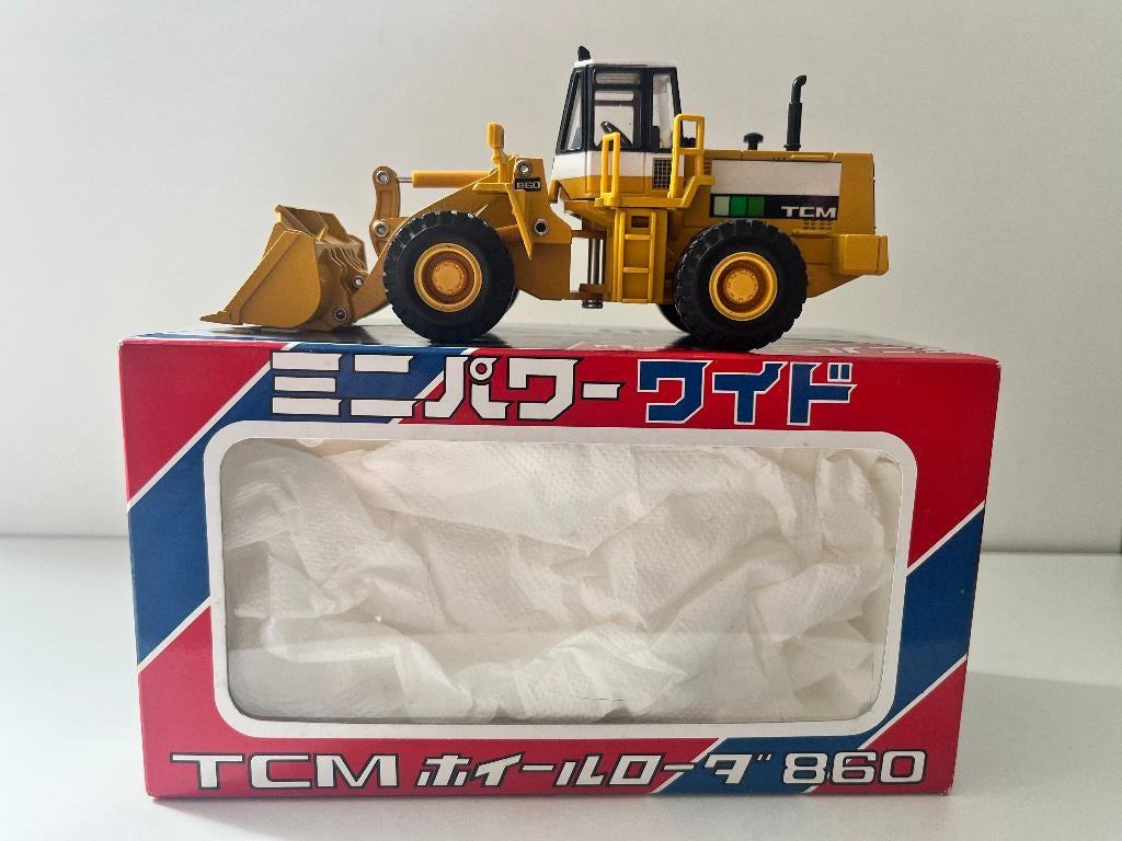 TCM 860 shovel schaal 1:50, Hobby en Vrije tijd, Ophalen of Verzenden, Zo goed als nieuw, Hijskraan, Tractor of Landbouw, Overige merken