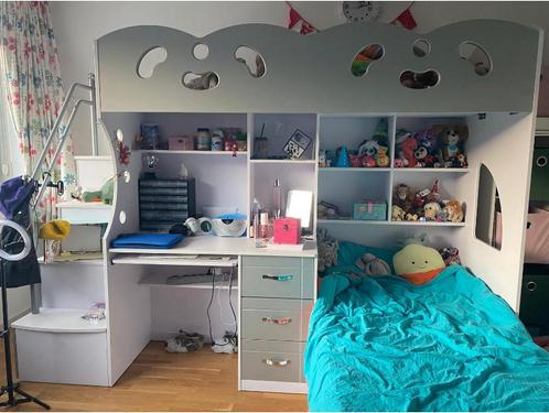 …. Bed?, Kinderen en Baby's, Kinderkamer | Stapelbedden en Hoogslapers, Gebruikt, Hoogslaper, Ophalen