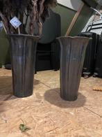 Grote grijze bloempotten - 70 cm, Huis en Inrichting, Woonaccessoires | Vazen, Ophalen, Overige materialen, Gebruikt, 50 tot 75 cm