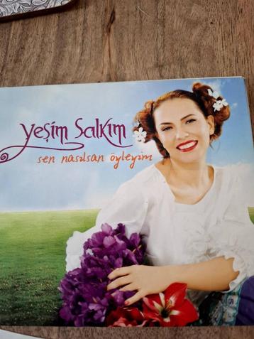 Yesim Salkim sen nasilan ouleyim beschikbaar voor biedingen
