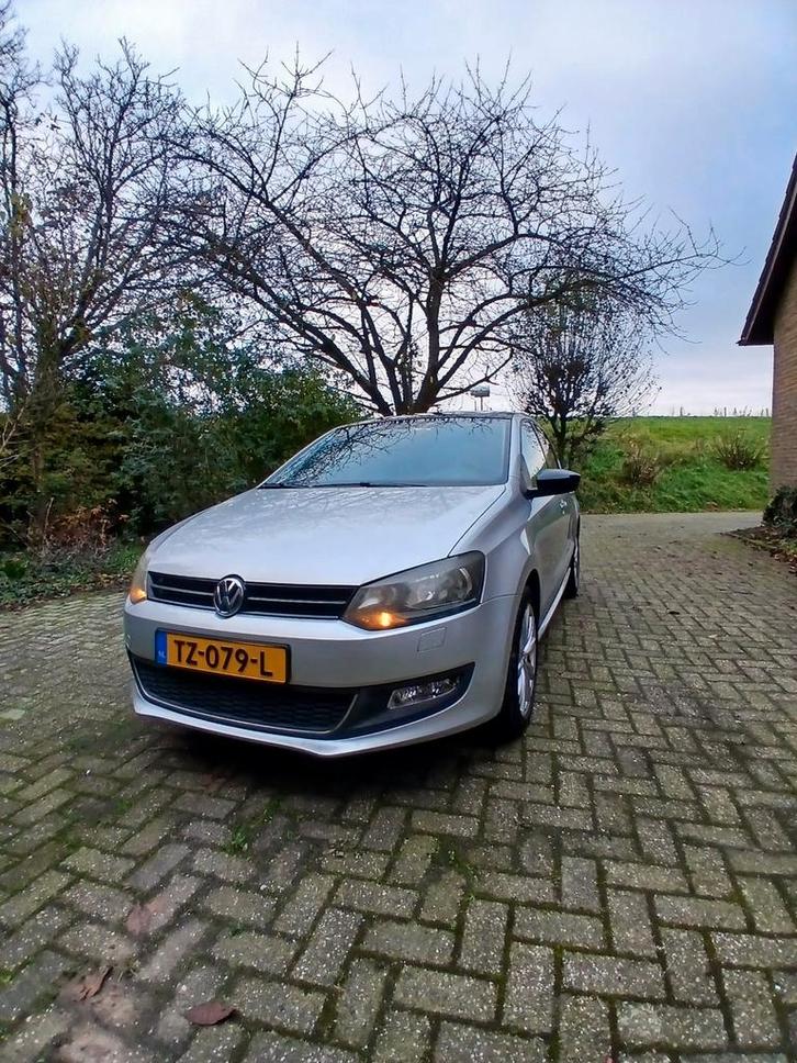 Volkswagen Polo 1.4 16V FSI 63KW 2011 5 deurs Grijs, Auto's, Volkswagen, Particulier, Polo, ABS, Benzine, Euro 5, C, Hatchback