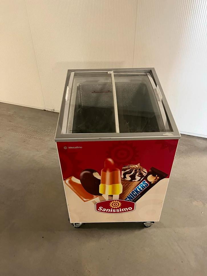 Metalfrio Ijsvitrine / Vriezer - Gebruikt, Zakelijke goederen, Horeca | Keukenapparatuur, Koelen en Vriezen, Gebruikt, Ophalen