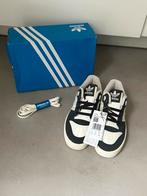 Adidas sneakers blauw wit maat 36 2/3 Nieuw, Nieuw, Ophalen of Verzenden, Sneakers of Gympen, Blauw