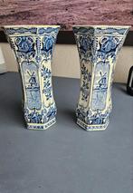 2x delfs blauwe vazen, Ophalen of Verzenden