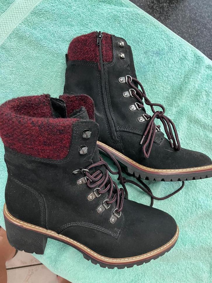landrover maat 41, Kleding | Dames, Schoenen, Zo goed als nieuw, Overige typen, Zwart, Ophalen of Verzenden