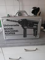 Boormachine koffer, metaal., Doe-het-zelf en Verbouw, Gereedschap | Freesmachines, Ophalen of Verzenden, Zo goed als nieuw, Bovenfrees