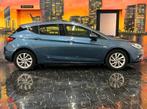 Opel Astra 1.4 Turbo 110KW 5D 2017 Blauw pano lux, Auto's, Opel, Euro 5, Zwart, 4 cilinders, Blauw