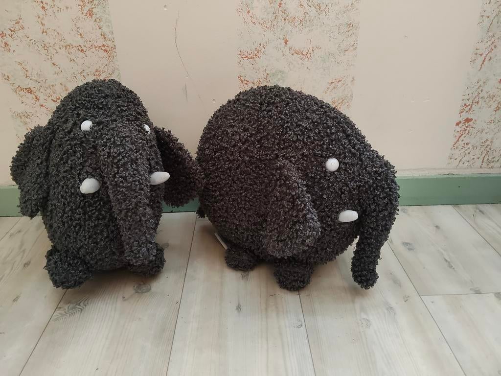 2 Ollie Olifanten Knuffels - 35cm, Kinderen en Baby's, Speelgoed | Knuffels en Pluche, Ophalen of Verzenden, Zo goed als nieuw