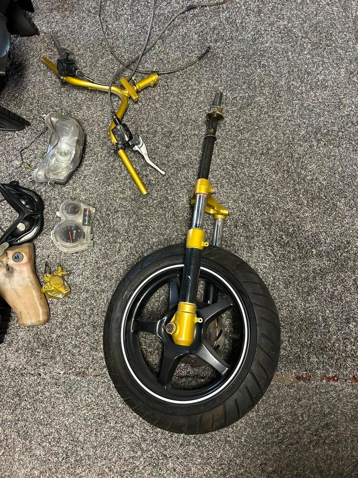 Yamaha Aerox onderdelen, Fietsen en Brommers, Scooters | Yamaha, Gebruikt, Aerox, Benzine, Ophalen of Verzenden