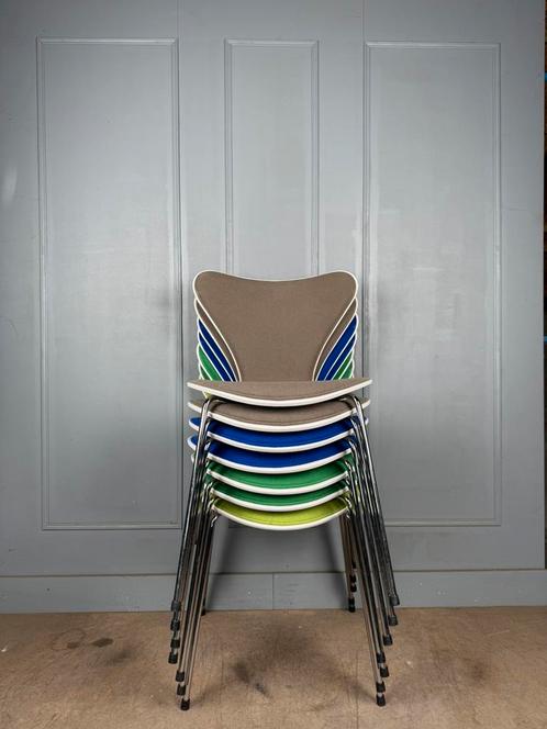7 Fritz Hansen series 7 vlinderstoelen half gestoffeerd, Huis en Inrichting, Stoelen, Zo goed als nieuw, Ophalen of Verzenden