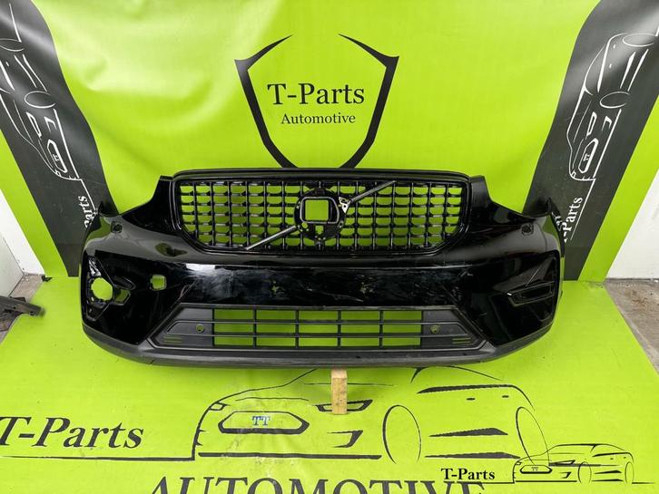 volvo XC40 voorbumper bumper grille rooster 22+, Auto-onderdelen, Carrosserie en Plaatwerk, Bumper, Volvo, Gebruikt, Ophalen of Verzenden