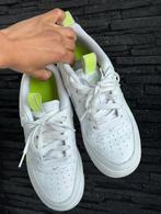 Nike air force 1 LV8 GS - 36.5, Wit, Nike, Ophalen of Verzenden, Sneakers of Gympen