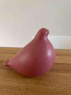 Beeldje van een dikke duif - oud roze / rood keramiek, Verzamelen, Beelden en Beeldjes, Ophalen of Verzenden, Zo goed als nieuw