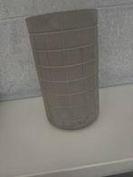 2 beton vaas van zuiver zgan, Huis en Inrichting, Woonaccessoires | Vazen, Ophalen, Steen, Overige kleuren, Zo goed als nieuw