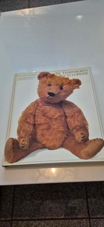 De Teddyberen Encyclopedie - Pauline Cockrill beschikbaar voor biedingen