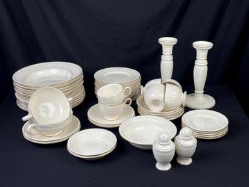 Wedgwood JUBILEE servies beschikbaar voor biedingen