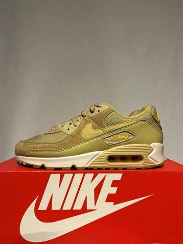 ALS NIEUW! Maat 42,5 - Nike Air Max 90 Wheat Grass beschikbaar voor biedingen