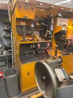 Power press Apparatuur voor schoenreparatiebedrijf, Zakelijke goederen, Exploitaties en Overnames