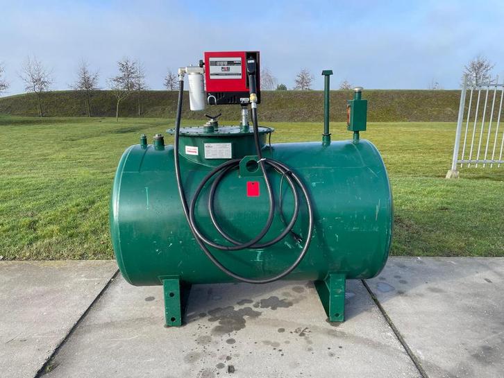 Stokvis Dieseltank 1200L met nieuwe Piusi Cube56 pomp, Doe-het-zelf en Verbouw, Overige Doe-het-zelf en Verbouw, Ophalen