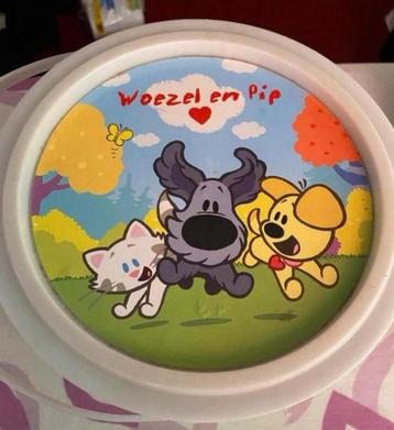 Houten blokken Woezel&Pip beschikbaar voor biedingen
