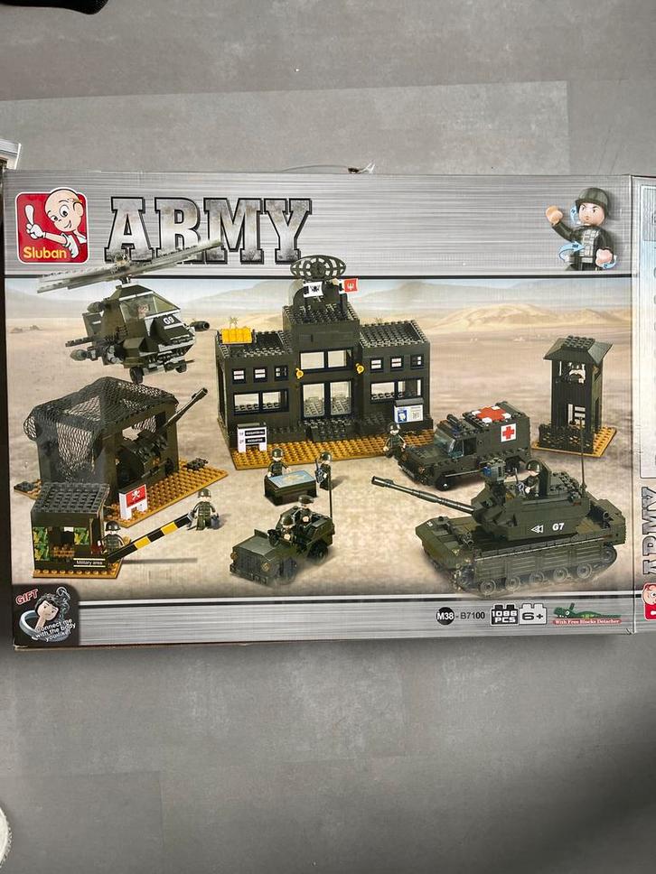 Sluban Army Set - Imitatie Lego, Kinderen en Baby's, Speelgoed | Duplo en Lego, Gebruikt, Complete set, Ophalen of Verzenden