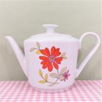 Vintage theepo Kahla porselein bloemen retro seventies jare, Huis en Inrichting, Keuken | Servies, Overige typen, Ophalen of Verzenden