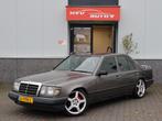 Mercedes-Benz 200-500 (W124) 260 E *apk 06-2026*, Auto's, Mercedes-Benz, Euro 2, 2548 cc, Achterwielaandrijving, Gebruikt