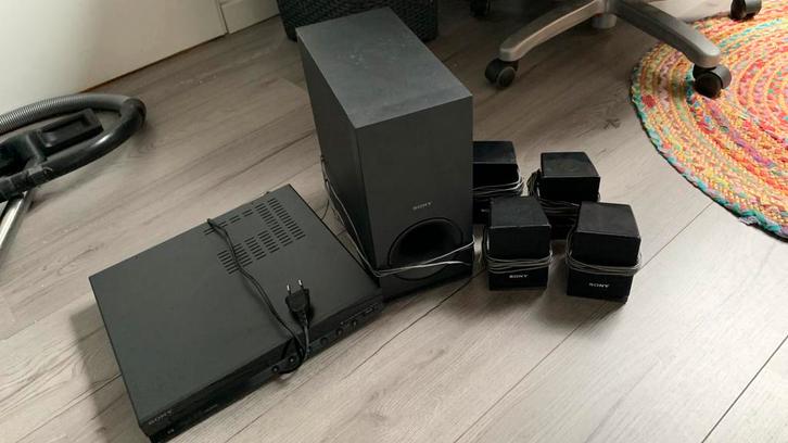 Sony HBD-TZ140, 5.1-kanaals home cinema systeem!, Audio, Tv en Foto, Home Cinema-sets, Gebruikt, Dvd-speler, 5.1-systeem, 70 watt of meer