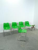 groen kunststof buisframe stoel Starke Zwede, eetkamerstoel, Gebruikt, Overige kleuren, Ophalen of Verzenden, Scandinavisch eetkamerstoel kunststof groen