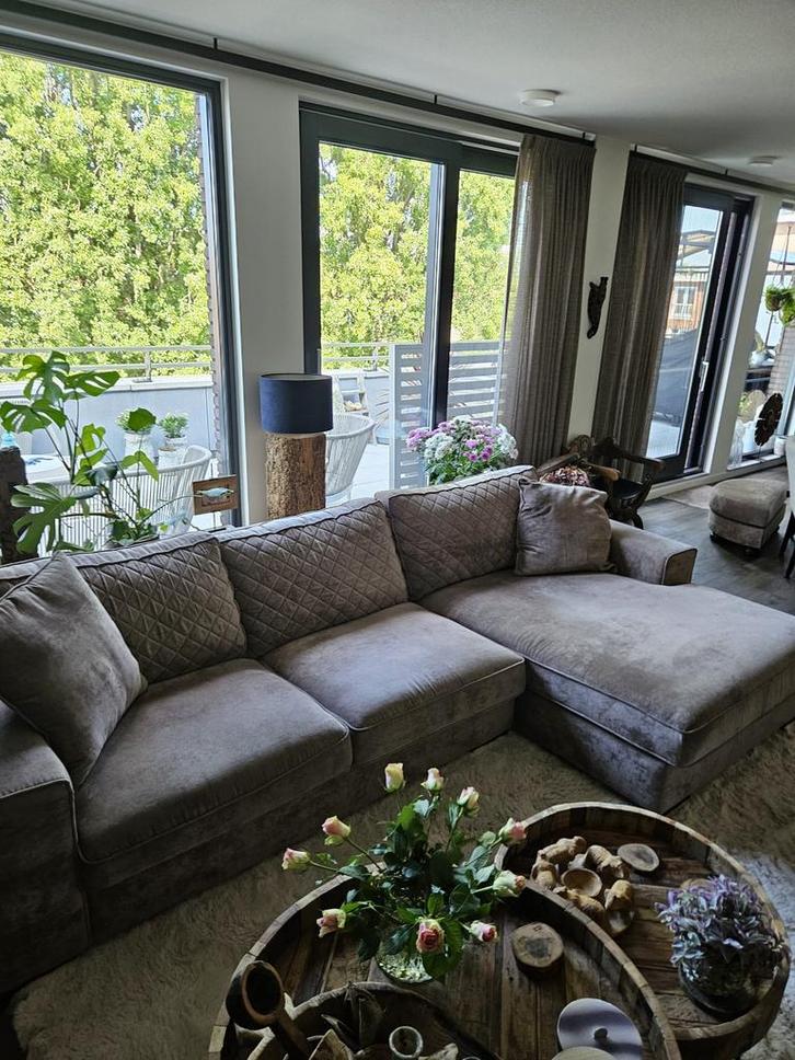 Urban sofa bank, Huis en Inrichting, Banken | Bankstellen, Zo goed als nieuw, Vierpersoons of meer, Ophalen