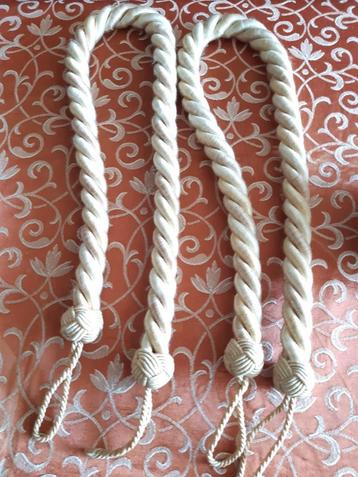 2 beige vintage gordijnkoorden beschikbaar voor biedingen