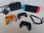 Nintendo Switch met extra controlers, Spelcomputers en Games, Spelcomputers | Nintendo Switch, Ophalen of Verzenden, Zo goed als nieuw