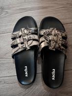 Sacha slippers maat 40, Ophalen, Zo goed als nieuw, Meisje, Overige typen