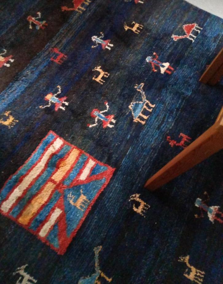 Vloerkleed wol Perzisch tapijt geknoopt in Iran, Huis en Inrichting, Stoffering | Tapijten en Kleden, Zo goed als nieuw, 150 tot 200 cm