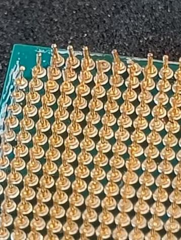 Gezocht: Amd ryzen processor met gebogen of gebroken pinnen beschikbaar voor biedingen