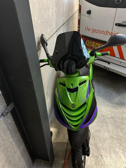 Monster Zip 172cc. Prijs staat vast, Fietsen en Brommers, Scooters | Piaggio, Zo goed als nieuw, Zip, Ophalen