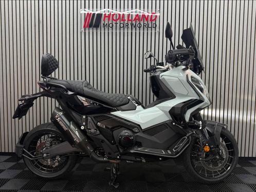 Honda X-ADV 750 2024 Pico Blue XADV Akrapovic X ADV, Motoren, Motoren | Honda, Bedrijf, Scooter, meer dan 35 kW, 2 cilinders, Ophalen