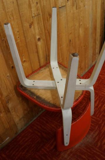 1 Playwood  model 500 chair Cor Alons stoel Dutch vinyl Art beschikbaar voor biedingen