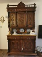 Antieke Mechelse Kast met Houtsnijwerk, Antiek en Kunst, Antiek | Meubels | Kasten, Ophalen
