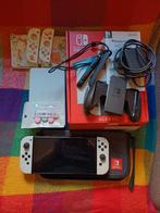 Nintendo Switch OLED + accessoires, Spelcomputers en Games, Spelcomputers | Nintendo Switch, Ophalen of Verzenden, Gebruikt, Switch OLED