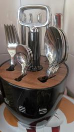 SMEG Bestekset 6 Personen + Houder, Huis en Inrichting, Keuken | Bestek, Ophalen of Verzenden