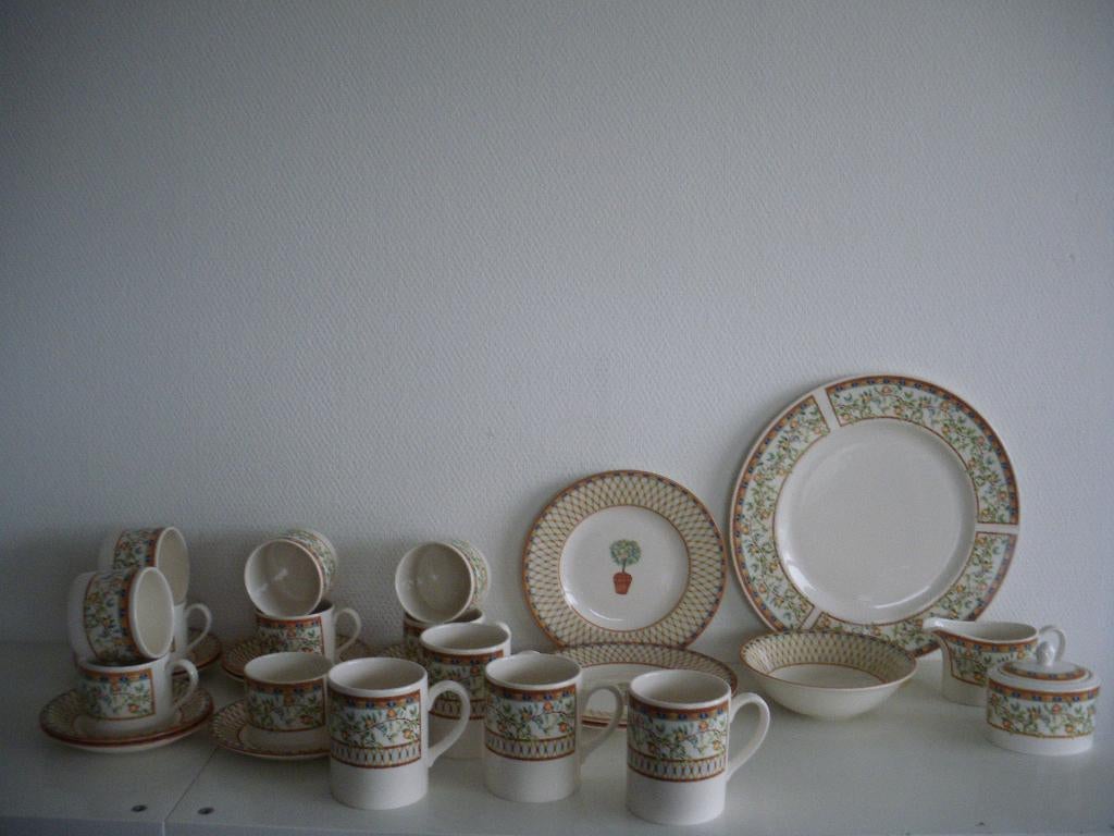 LemonTree servies Creative Tableware, Ophalen of Verzenden, Zo goed als nieuw, Bord(en), Wedgwood