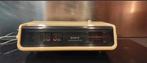 VINTAGE RETRO WERKEND ZGAN SPACE AGE SONY FLIP KLOK RADIO, Ophalen of Verzenden, Zo goed als nieuw, Wekker of Tafelklok