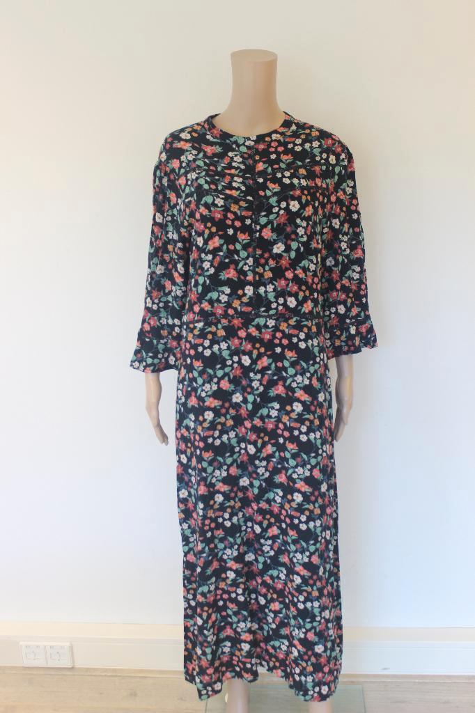 LTS (Long Tall Sally) gebloemde jurk maat 42, Kleding | Dames, Jurken, Zo goed als nieuw, Maat 42/44 (L), Blauw, Onder de knie