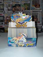 Pokémon Kaarten - Brilliant Stars - Bulk 300+ kaarten, Hobby en Vrije tijd, Verzamelkaartspellen | Pokémon, Ophalen of Verzenden