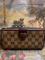 Vintage Gucci wallet on a chain, Sieraden, Tassen en Uiterlijk, Tassen | Damestassen, Ophalen of Verzenden, Zo goed als nieuw